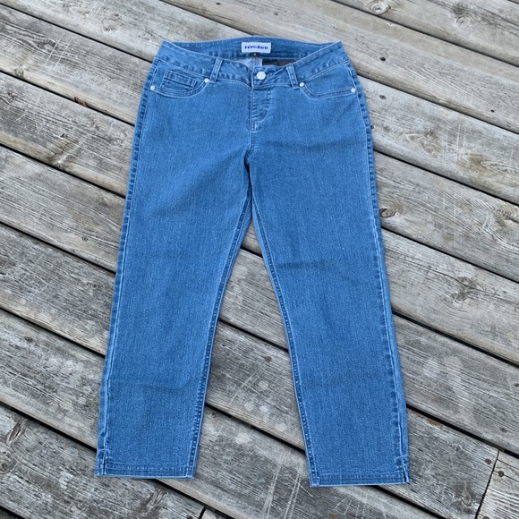 Nygard Denim Crops/ Capri - Picture 2 of 7